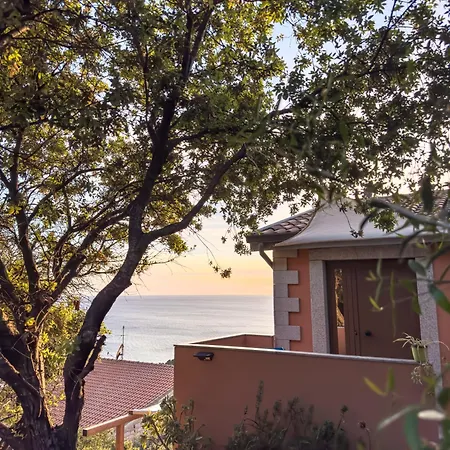 La Ginestra - * Porto Alabe